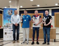 TrofeosCampeonatoEuropaAjedrez.jpg