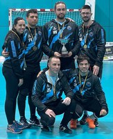 El equipo de Madrid Sur de goalball posa tras proclamarse campeón de liga